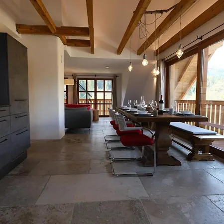 Burglodge Fischerkeusche Mauterndorf (Salzburg)