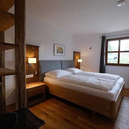 Burglodge Fischerkeusche *