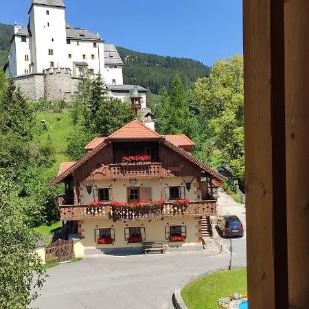Appartement Burglodge Fischerkeusche
