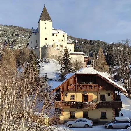 Burglodge Fischerkeusche * Mauterndorf (Salzburg)