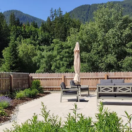 Burglodge Fischerkeusche *